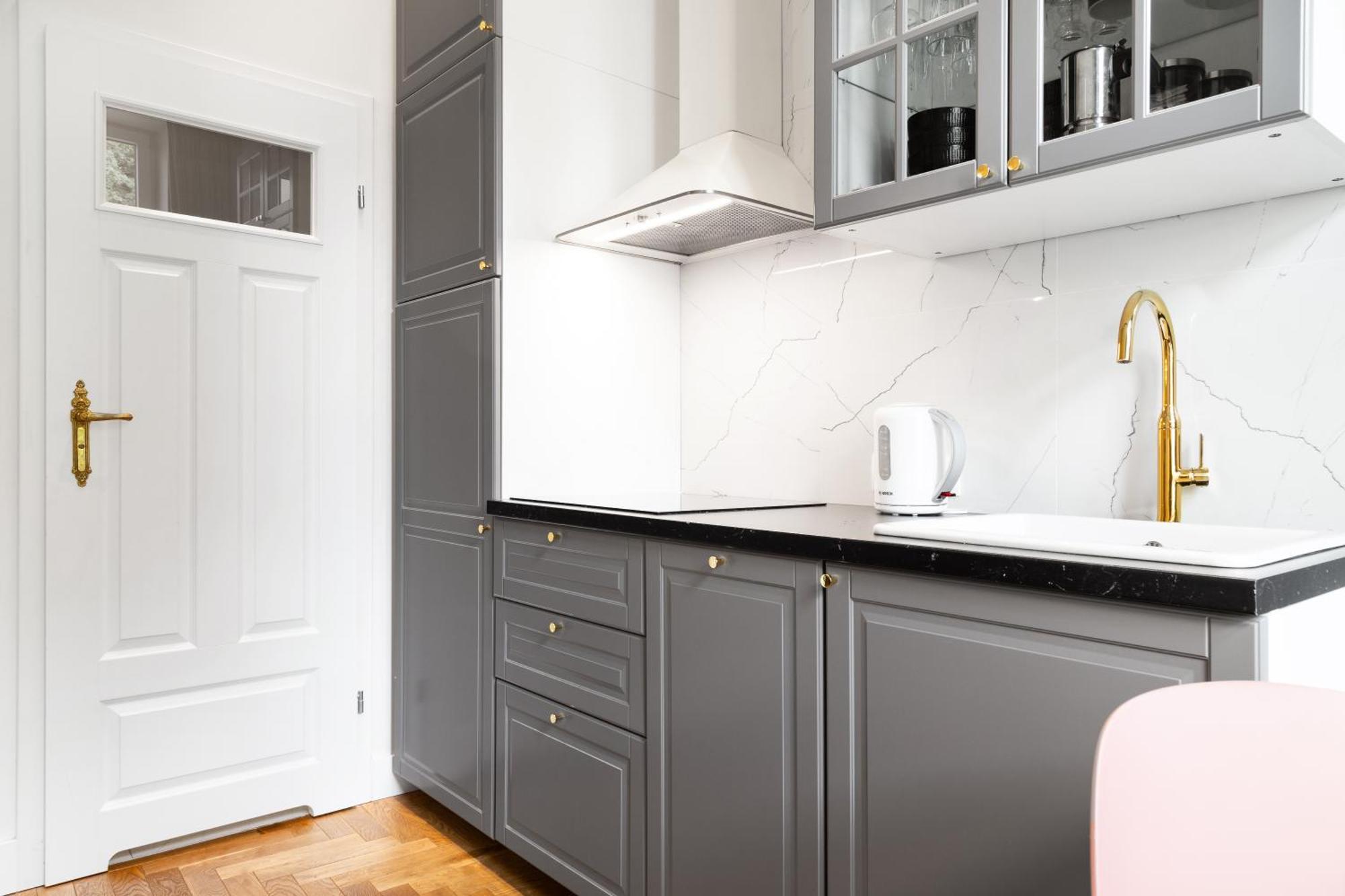 Househost Apartment: Lazarza Street Cracovia Esterno foto