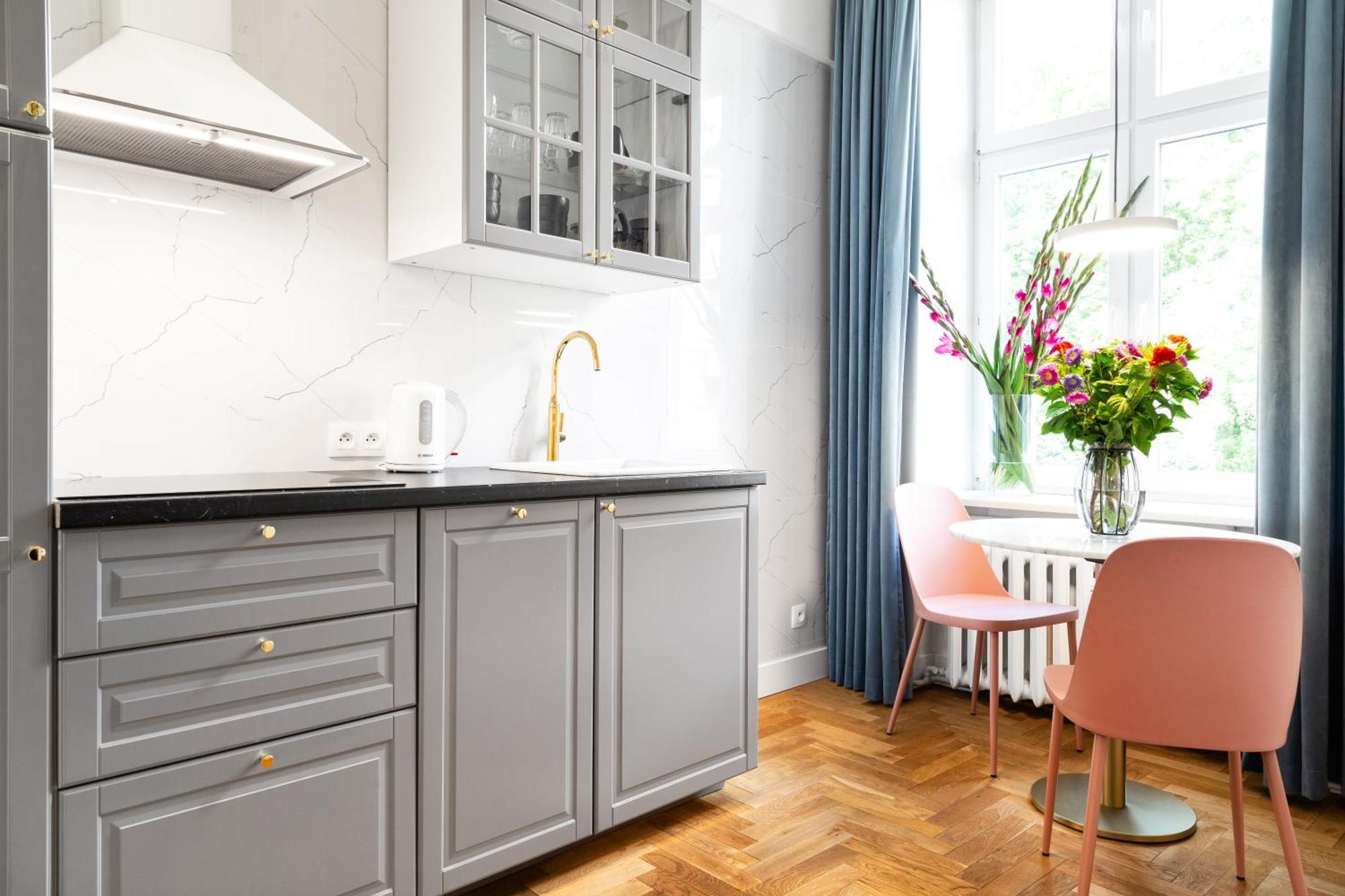 Househost Apartment: Lazarza Street Cracovia Esterno foto